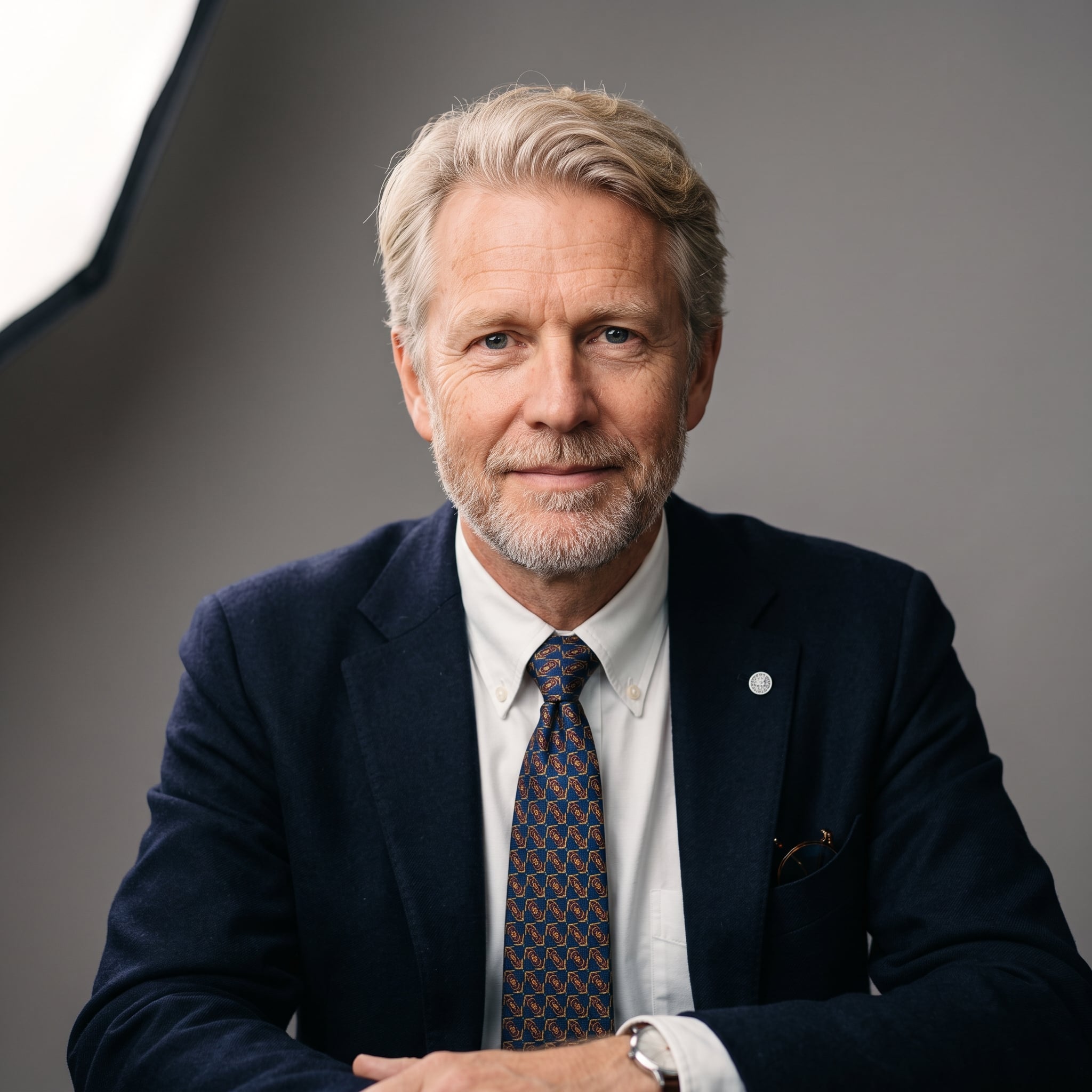Dr. Felix Lindgren
